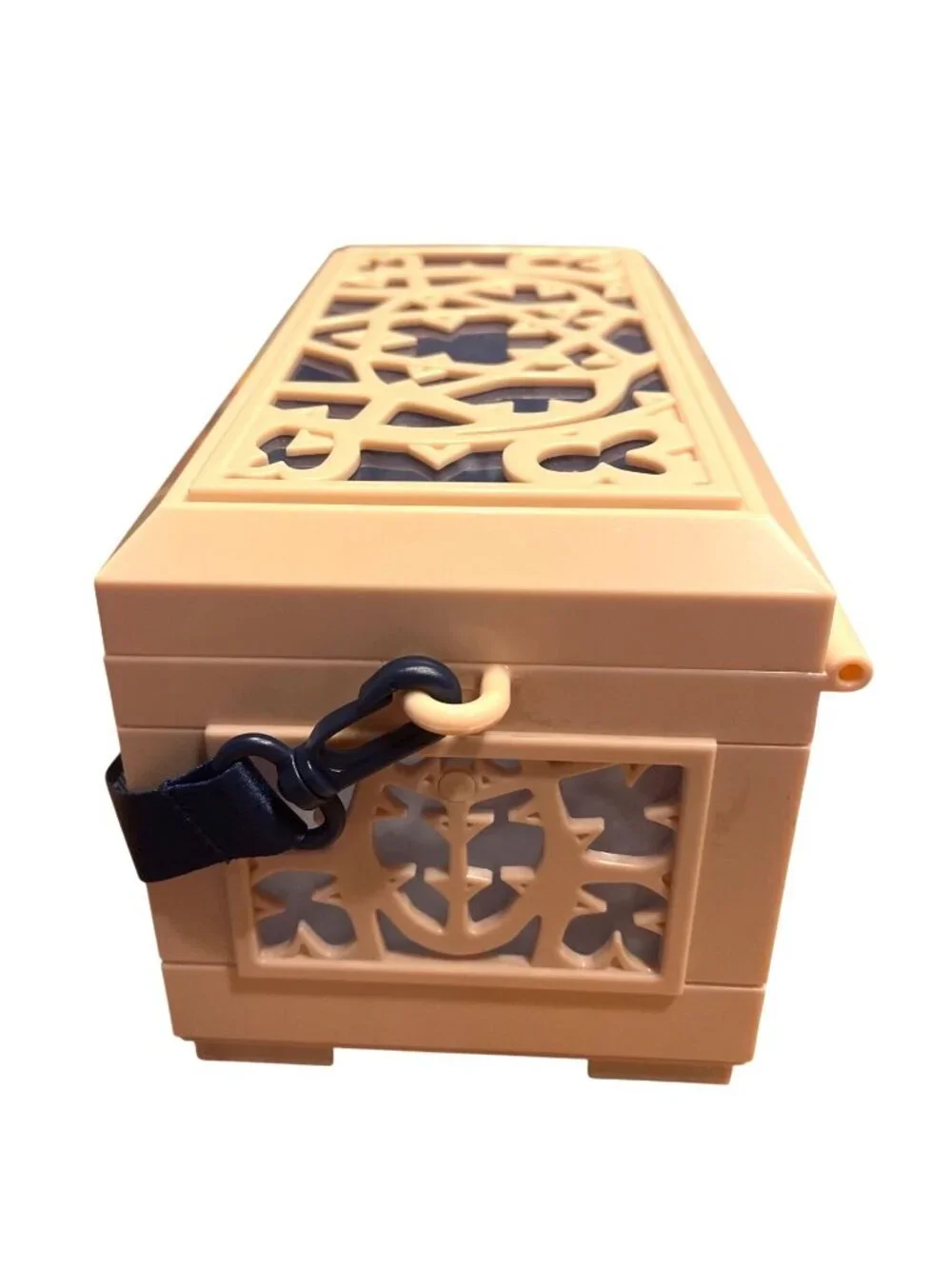 Disney Parks Snow White Regal Cinema Heart Box Popcorn Bucket With Strap 2025 Ed - Picture 5 of 5